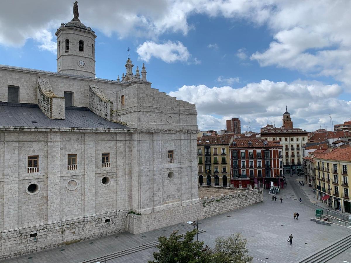 Sg Apartamentos La Casa De La Catedral Vut47-240 Valladolid Bagian luar foto